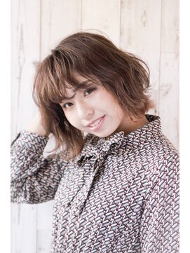 アメリシュシュ 柏(ameri chouchou) アメリ 柏 無造作ボブ