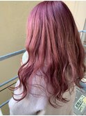 小顔セミウェットウェーブピンクベージュハイライトカラー