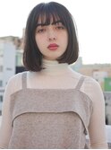 オン眉×ミディアムボブ