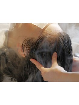 《武庫之荘》“癒し・くつろぎ・ほっこり”話題の頭浸浴で【makana】ならではのリラクゼーションを♪