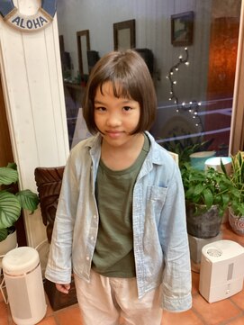 カウウェラ 水平前髪有りボブ