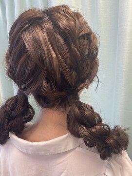 マーズ(Hair&Make Mars+) ツイン編みおろし