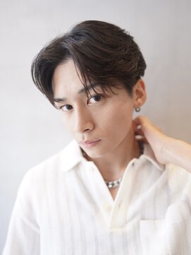 ニコ トウキョウ ロジック(nico TOKYO Logic) センターパートニュアンスパーマシャドウパーマ