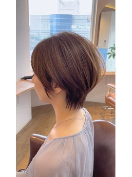 ドルチェ(dolce) 上品大人耳かけショート　丸みショート