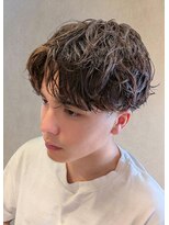 ワンワンオー バーバーショップ コンチネンタル(@110 BARBER SHOP continental)&nbsp;シャドウパーマ