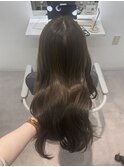 透明感オリーブベージュ