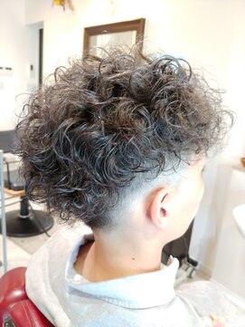 サニー(SUNNY) フェードカット＋スパイラルパーマ