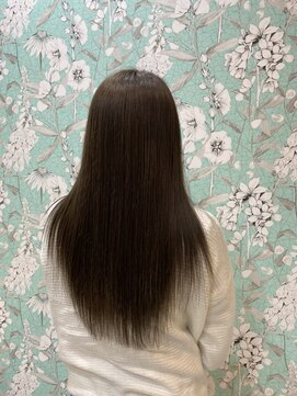 ハグエヴェック(HUG AVEC) ストレートスタイル