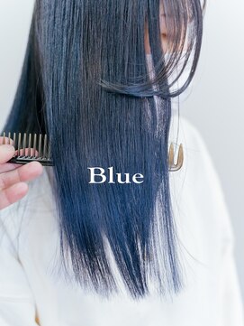 フィッツコア(FITS CORE) 髪質改善で作るネイビーブルーとビタミンカラー