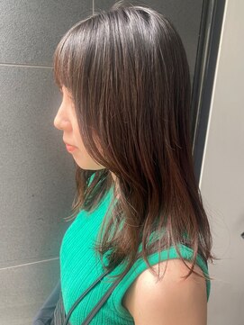 グミ(gumi) *gumi*顔周りに合わせカット