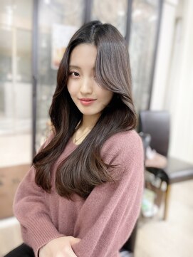 ハピネス 梅田茶屋町店(HAPPINESS) 韓国ヘア センターパート前髪 ブリーチなし ベージュカラー