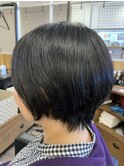 ショートボブ