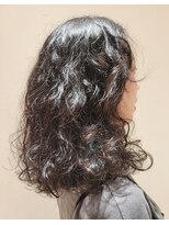 松本平太郎美容室 吉祥寺パートファイブ(PART5)&nbsp;くせ毛を活かしたロングウェーブ