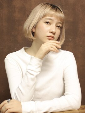 シアンデルカ(CYANDELUCCA) 大人のハイトーンボブ/ブリーチ