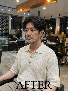 ジェットブラックキューサンロク(JET BLACK 936) 白髪染め×大人のフェザーパーマ