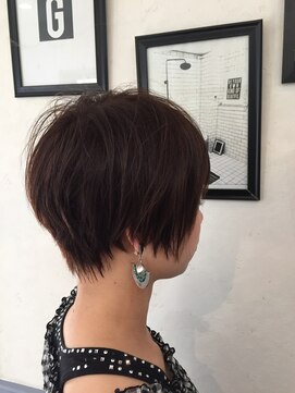アイリス トーキョー(IRIS Tokyo) ショートヘア