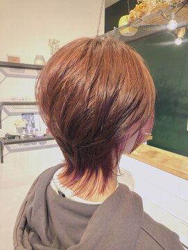 アミィヘアー(Ami Hair) インナーカラー×ショートウルフ