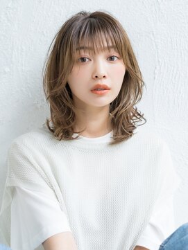 アンアミ オモテサンドウ(Un ami omotesando) 【Un ami  表参道】 松井幸裕　小顔・ニュアンスミディー