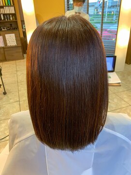 コノア スパーク(Conoah spark) ナチュラル縮毛矯正/レイヤーカット