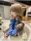 透明感ベージュ