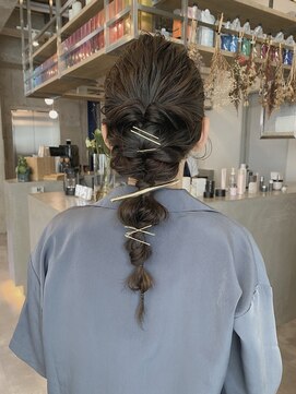 イミ(imi) ヘアセット/ヘアアレンジ/パーティヘア/お呼ばれヘア/編み下ろし