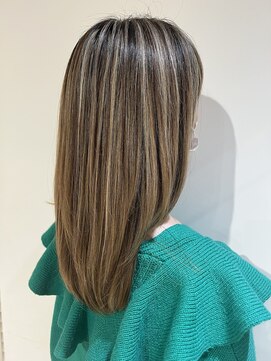 プラスシー(+C) クリーミーベージュ/福岡白みハイライト/福岡地毛にハイライト