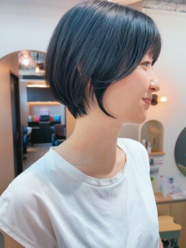 シビバイレボ(CIBI by revo) 地毛風カラー/ナチュラルレイヤーカット/ショートボブ[船橋]