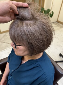 エメヘアデザイン ルイス(Aimer Hair Design Lewis) 白髪ぼかし/ダブルカラー/弘前市