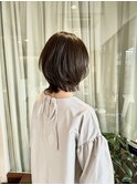 大人女子人気　動きのあるレイヤーボブ