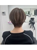ふんわり束感ショート