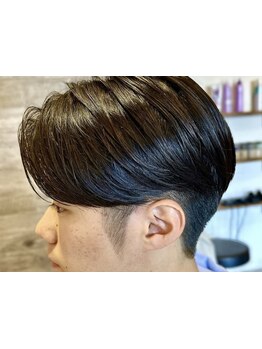 【メンズカット＋縮毛矯正 \17,500】手軽なフロントから全頭まで幅広く対応！乾かすだけでセットできちゃう