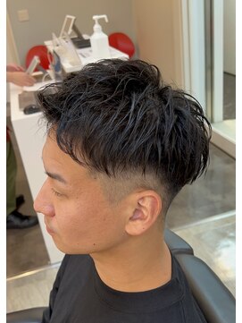 ミオスタイル 元町店 アップバング