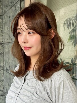 ファースト(1st) 顔周りレイヤー×ミディアム