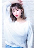 モーブカラーノーブルワイドバングで大人かわいいくびれミディ