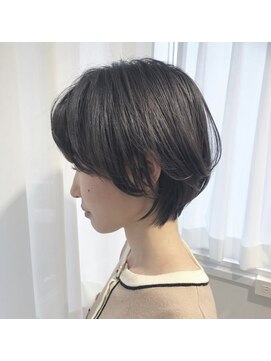 アンス 大阪梅田(ANs.) 大人可愛い小顔ひし形ハンサムショートボブ前下がり【ANs.】