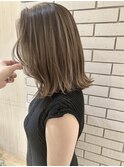 くすみすぎないベージュハイライトカラー