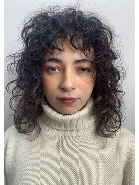 マグノリア オモテサンドウ(MAGNOLiA Omotesando) ボリュームスパイラルパーマ・・・HINATA