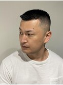 短髪角刈りブロース風フェードショート　床屋　顔剃り