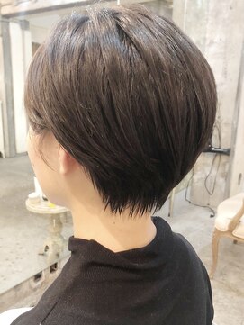 ロイジー(roijir) 表参道roijir くびれショート×グレージュカラー