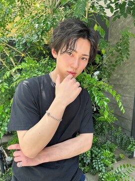 ルービック 和歌山(Rubik's) センターパート/波巻きスパイラルパーマツイストパーマ