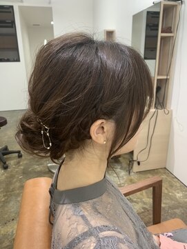 シベル(Sibelles) 編み込み×アップ