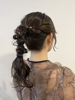 アヴェイル ヒロオ(a'vail Hiroo)&nbsp;今時編み下ろしポニーテールヘアセット