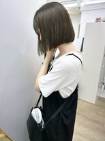 イコ 表参道原宿(ico)&nbsp;オリーブグレージュ イルミナカラー ミニボブ