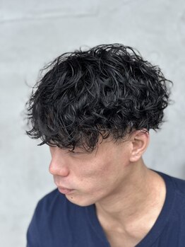 ワイズ(Y‘s)の写真/男性のお客様も気軽に通えると人気のサロン。丁寧なカウンセリングで髪質を活かしてくれるから満足度も◎