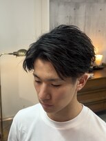 メイン(MENIN)&nbsp;【Insta@hi_de0205】センター分けスタイル[相模大野/町田/眉毛]