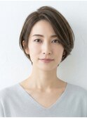 【小顔×上品】大人女性に贈る耳掛けショートレイヤー