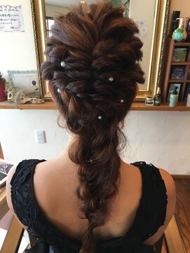 ミュークヘア(Mjuk Hair) 編み込みヘア