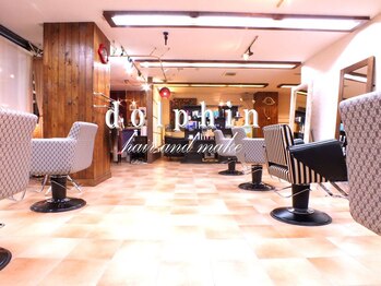 HAIR DESIGNERS CREW dolphin　【ヘアーデザイナーズクルードルフィン】