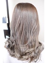 オラ ボーテ(Aura Beaute)&nbsp;大人かわいい/フリンジウェーブ/グレーパール/モテ髪・愛され