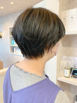 キャアリー(Caary) 福山市Caary人気 暗髪ディーブブルー ショートヘア